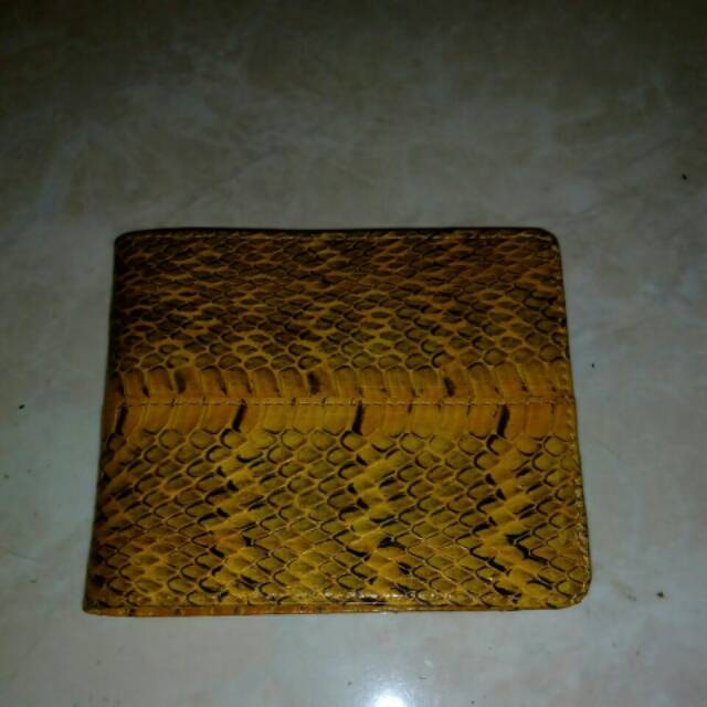 Dompet pria dari kulit ular asli 