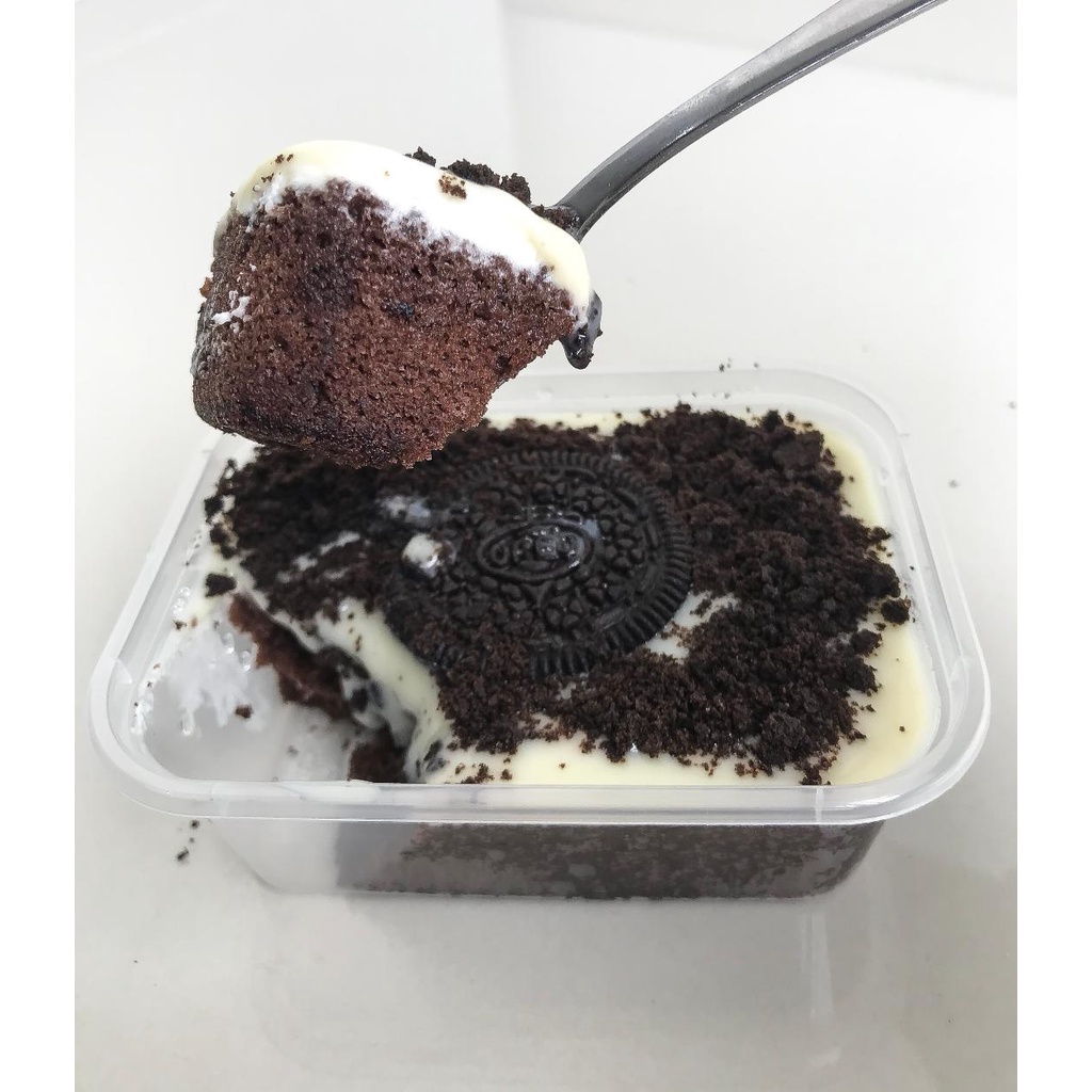 

Single Dessert Box OREO Cookies Cream (200Ml)