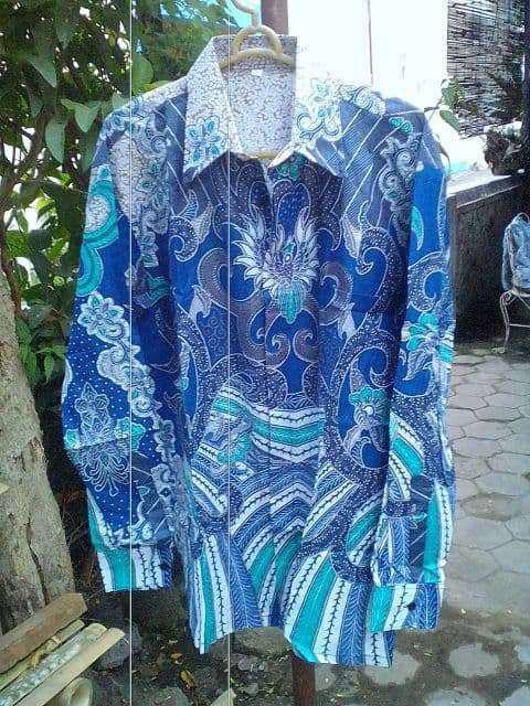 Batik Couple Kebaya Tunangan Lanura Biru Modern
