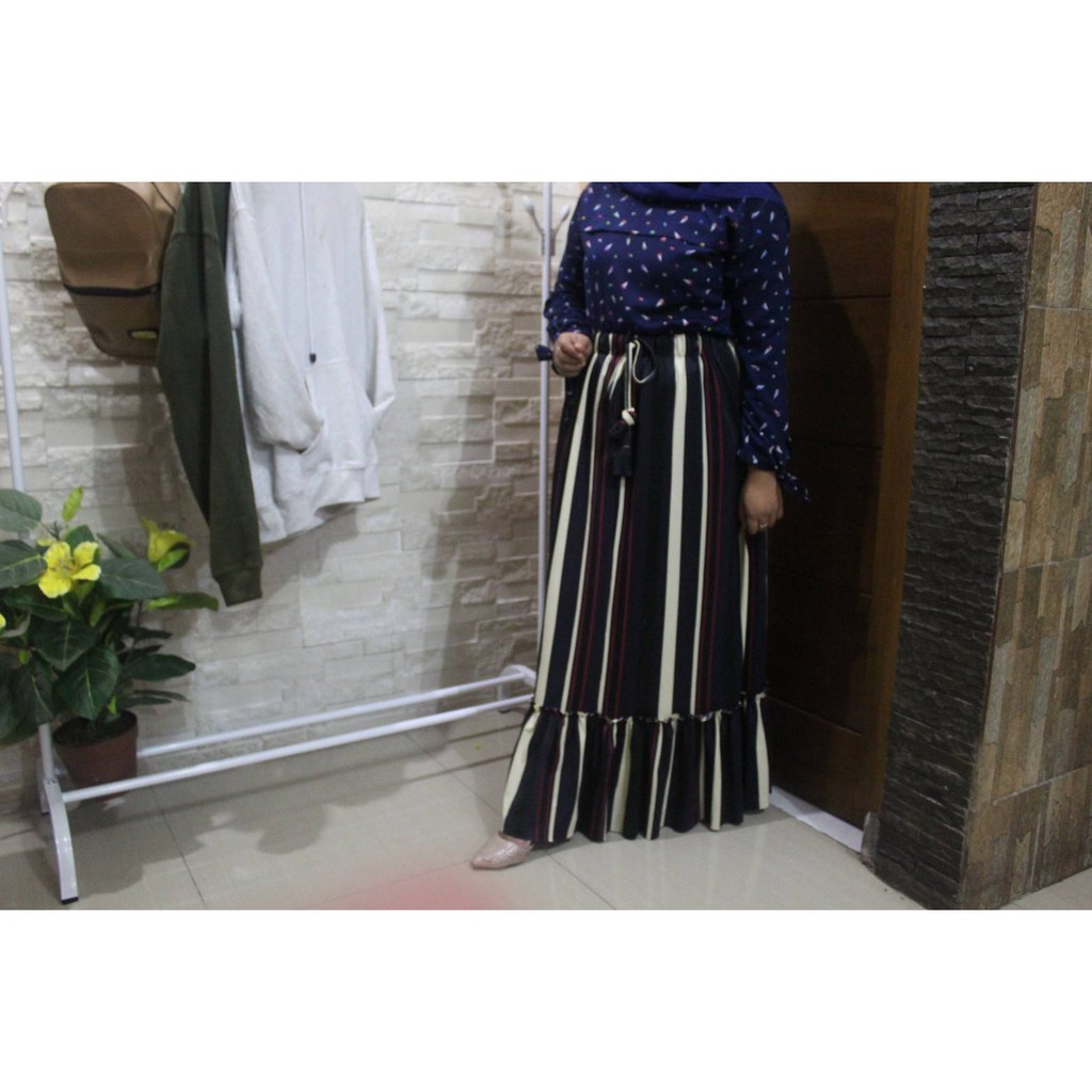 Fasihon wanita - Rok Jumbo/ Rok XXL/ Rok Pelangi/ Bahan Plisket/ Rok Rumbai/ Rok Wanita