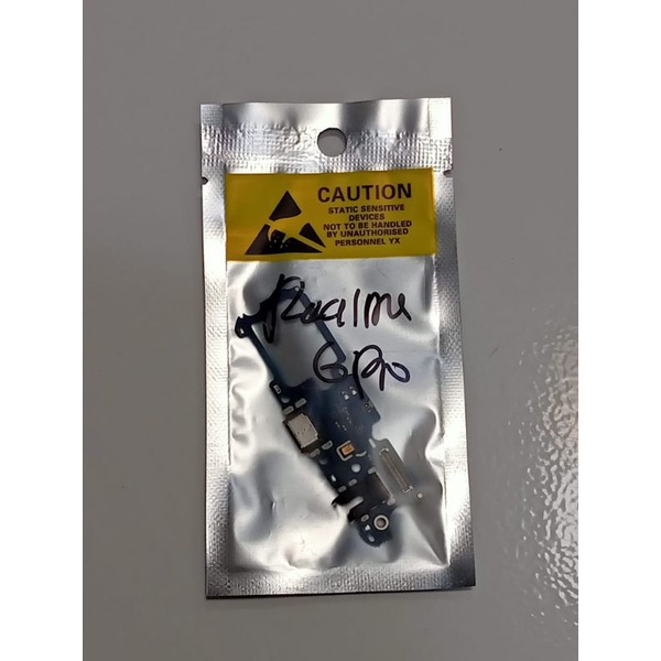 papan charger Realme 6 pro