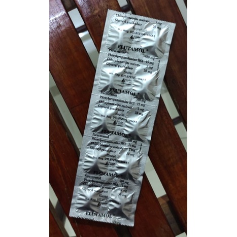 FLUTAMOL 10 KAPLET / FLU / DEMAM / SAKIT KEPALA / HIDUNG TERSUMBAT / BERSIN / BATUK / 10 KAPLET