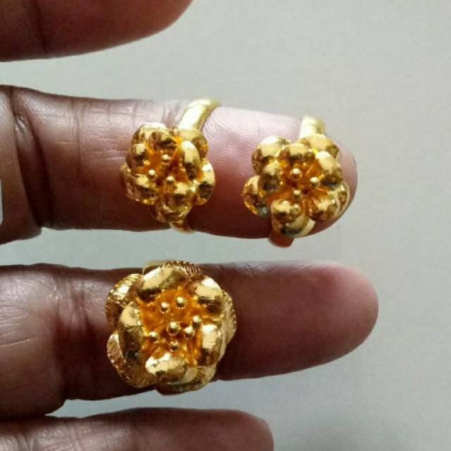 Cicin Bunga Mawar Emas LM/London 24K kadar 99,9%