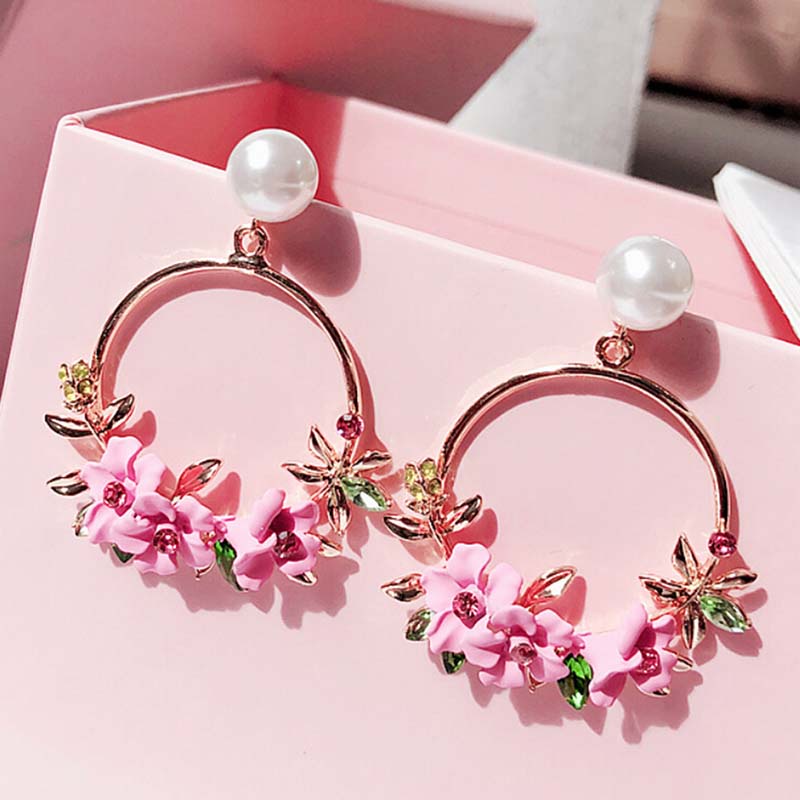 Anting Tusuk Gantung Desain Bunga Untuk Wanita