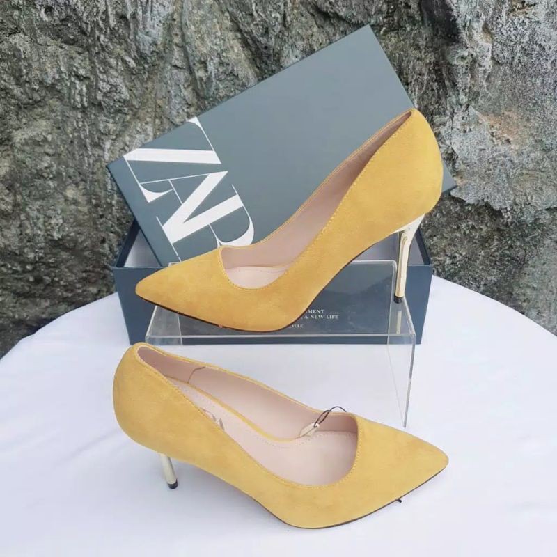 Zara Suede High Metal Heels