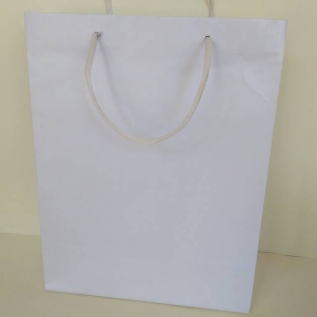 (1 PCS) PAPERBAG PUTIH L POLOS (ALAS 25x12 X TINGGI 33)