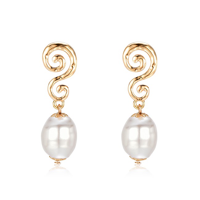 LRC Anting Tusuk Fashion Gold Zinc Alloy Pearl Earrings F69380