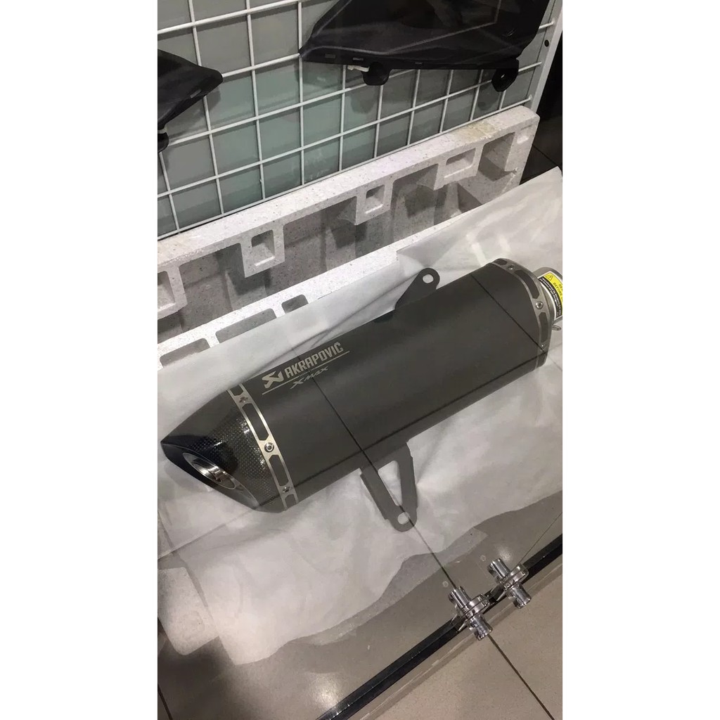 Original Akrapovic Black Muffler Yamaha Xmax 250/300
