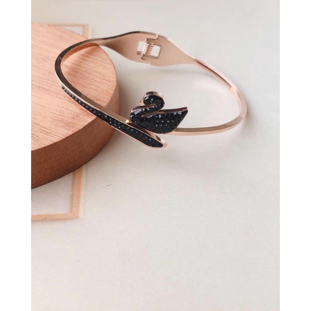 Gelang Bangle Titanium Anti Karat Dan Anti Luntur Swan Permata