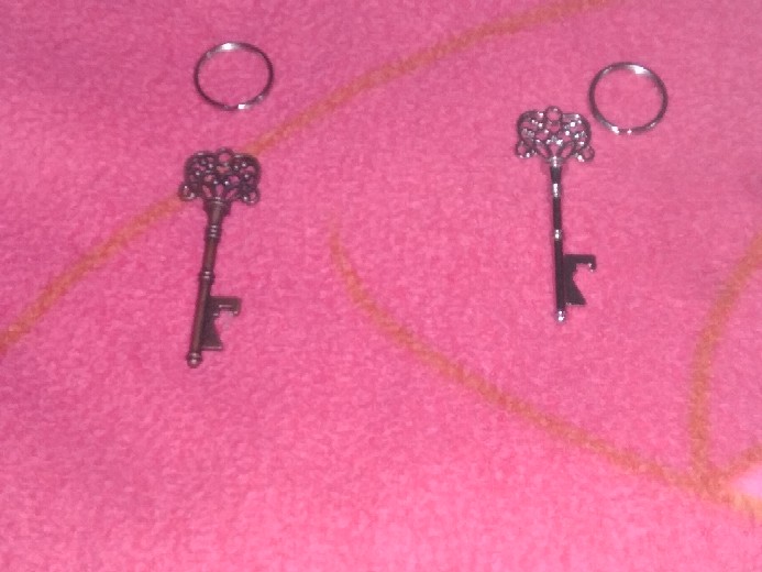 2pcs Pembuka Botol Bentuk Kunci Bahan Metal