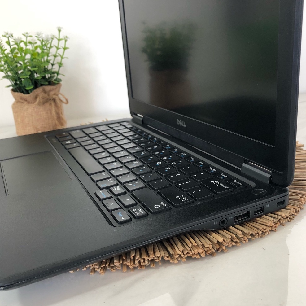 LAPTOP DELL LATITUDE E7250 CI5 GEN5 8GB/256GB SSD MULUS BERGARANSI-4