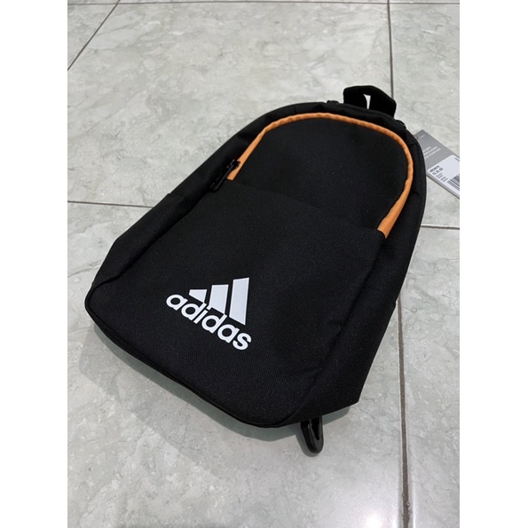 tas selempang adidas classic essential sling bag original