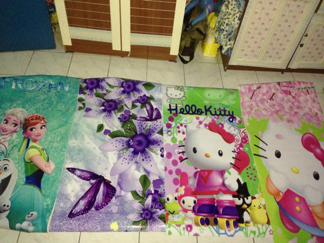 Hello Kitty Variasi Stiker Kulkas 2 Pintu