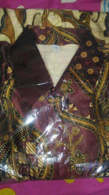 Kemeja Batik Bahan Semi Sutra Super Berfuring Leng Panjang Batik Clasik Batik Sutra Batik Pekalongan