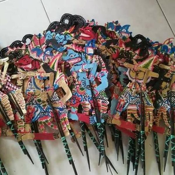 

Wayang kulit asli 30cm karakter bebas