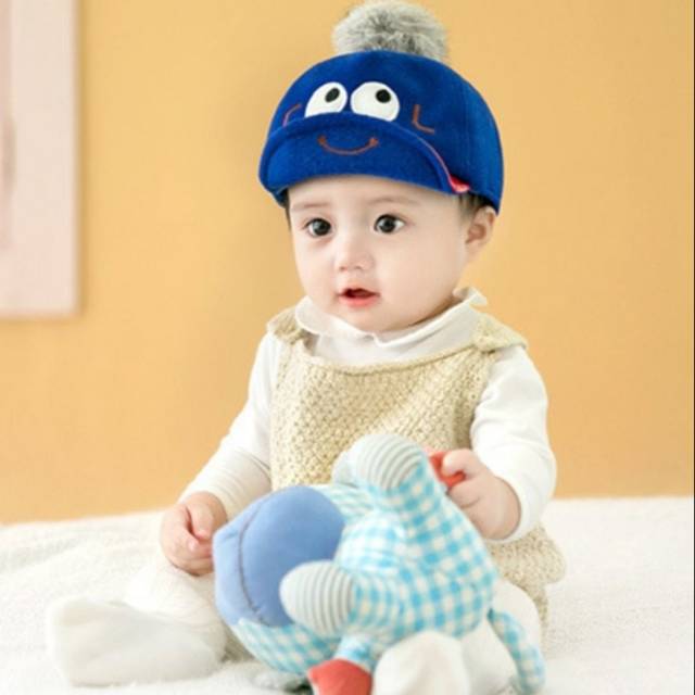Topi bayi COOL pompom cute