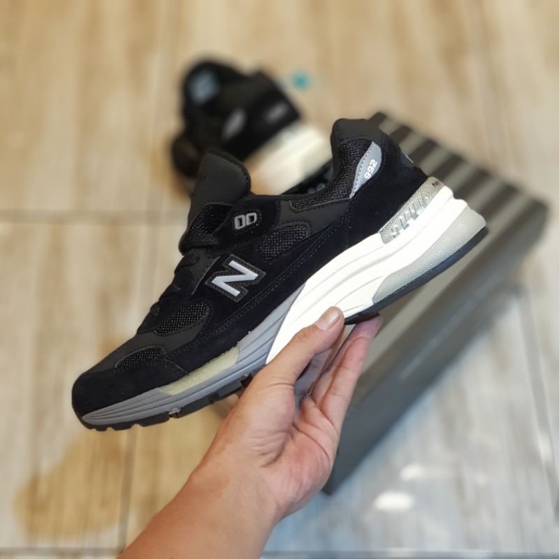 nb992 black