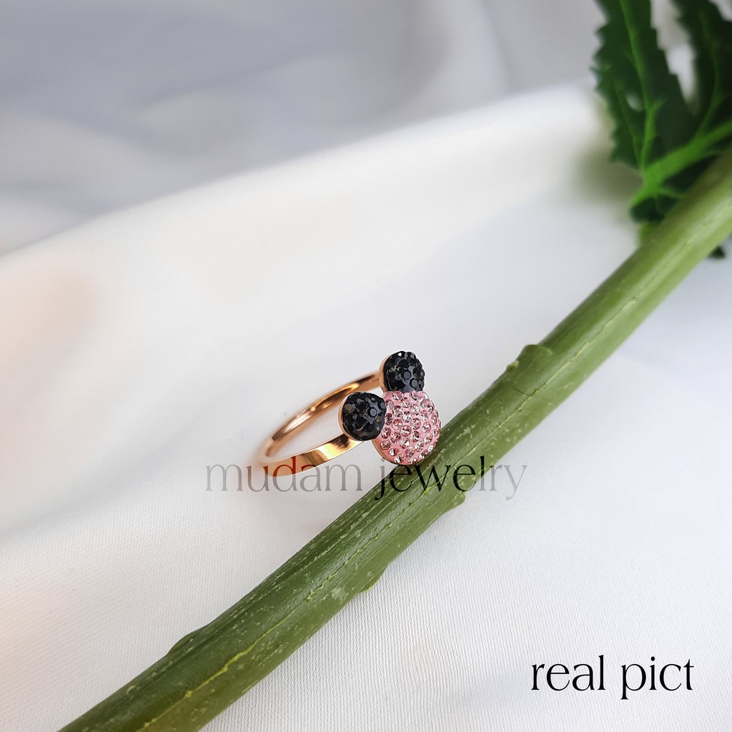 Cincin Titanium Karakter Minnie Putih Hitam dan Pink Hitam