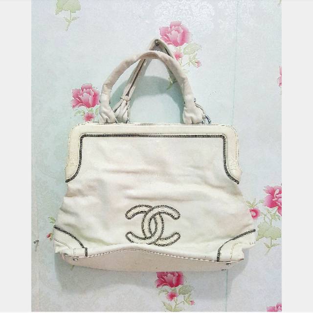 Tas chanel ori kulit preloved + no seri