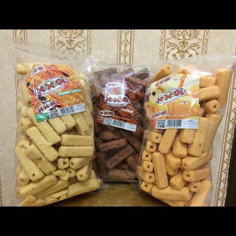 

Momogi Stick Jagung Bakar, Keju Swiss & Coklat 500 gr