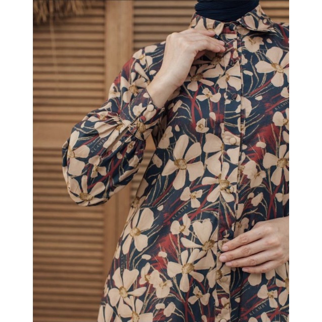 Daisy Tunic Night Sky L WearingKlamby