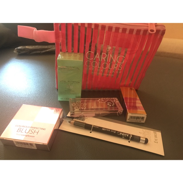 Caring Colours paket make up/ Biokos 30S/ Eye Shadow/lipstik Solar Pink/Pensil Alis/