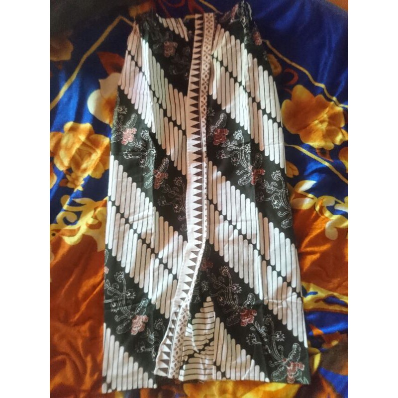 Rok Batik Wiru Anak SD