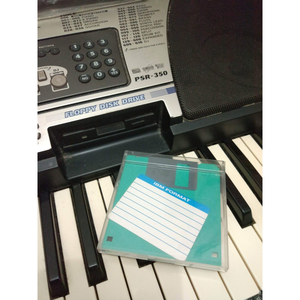Disket Floppy Disk 3.5" inch untuk Style Keyboard Yamaha PSR 350 640 740 CASIO CTK 811 731 WK 1800