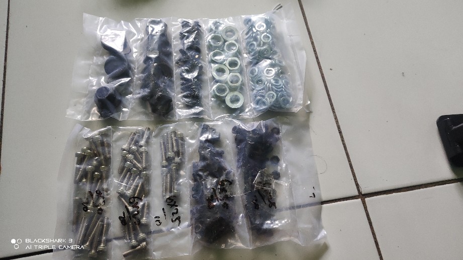 Baut Mur M6x30 Baja 8.8