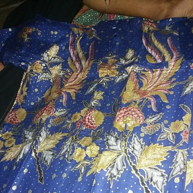 Tasyananu_batik Couple Mahkota Family Biru