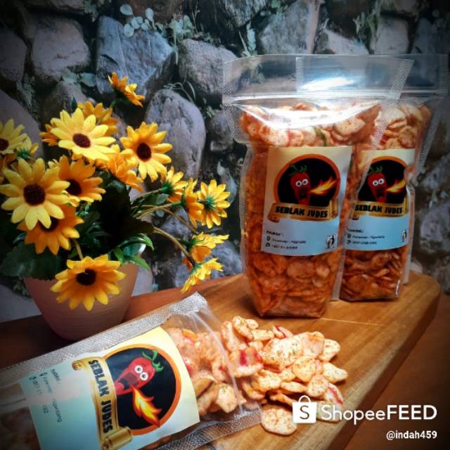 

Camilan kekinian/ camilan pedes/ camilan milenial/ seblak judes/ pedes enduess/ kemasan small pack