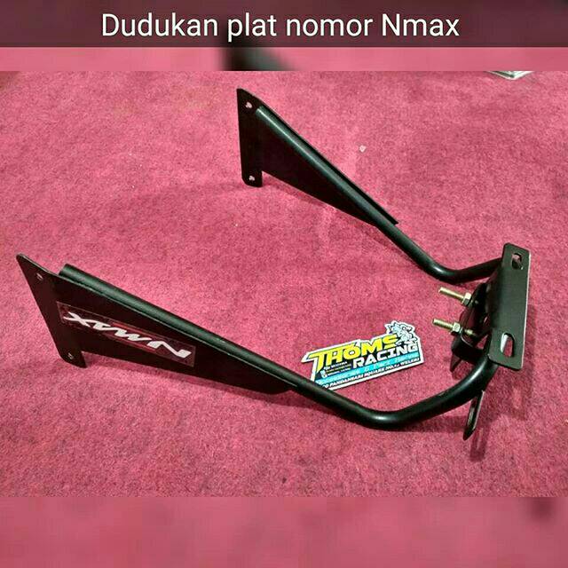 Dudukan plat nomor depan Nmax