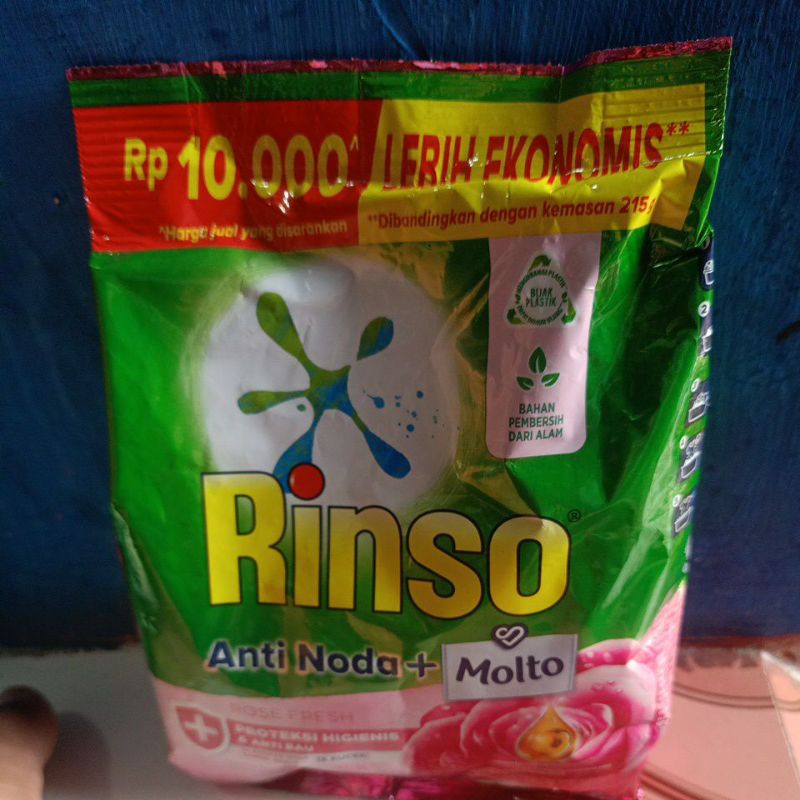 rinso deterjen bubuk+ Molto 440gram