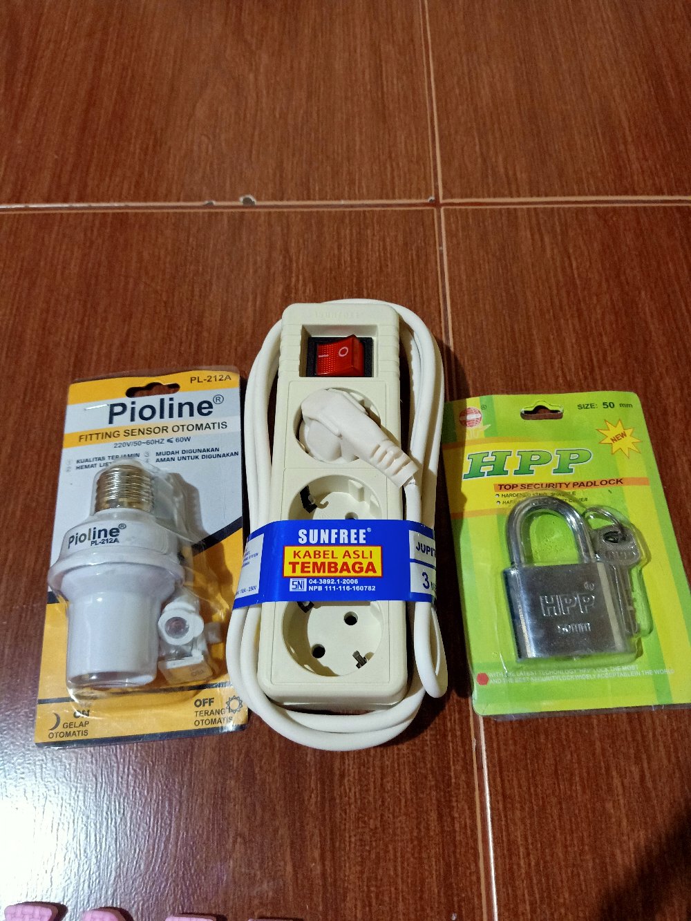 Gembok Putih 50 Mm Leher Pendek Hpp