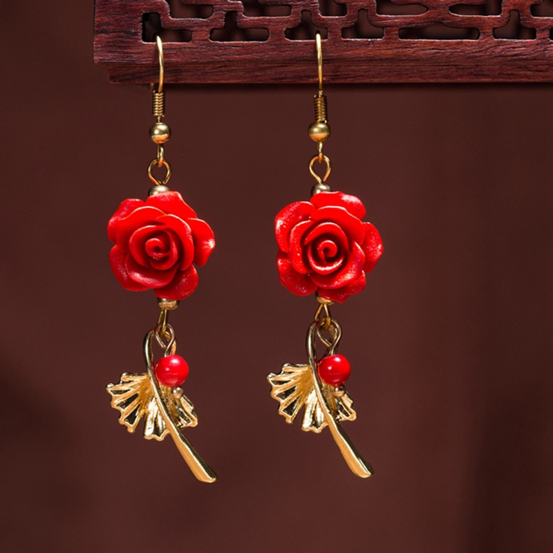 Anting Tusuk Gantung Desain Bunga Mawar Merah Hias Berlian Imitasi Vintage Untuk Wanita