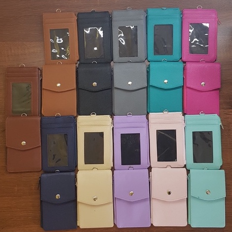 

HJK ID CARD HOLDER NAME TAG 6 SLOT RN47