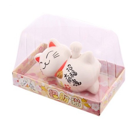 Boneka Figure Pajangan Mobil Solar Power Kucing Rezeki Jepang Maneki Neko Kucing Pengundang Rezeki