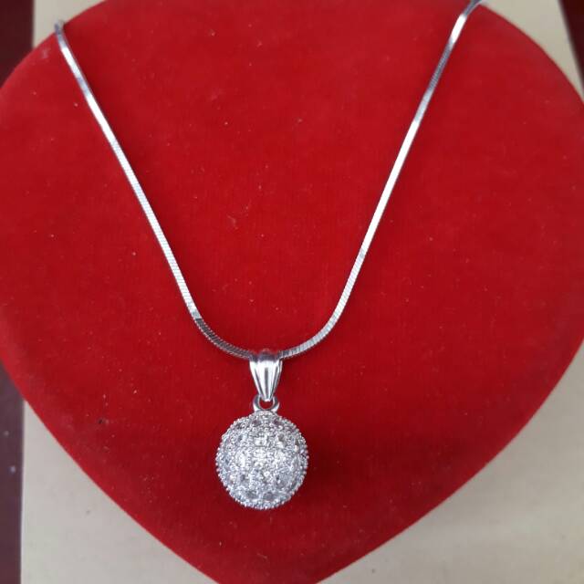 KALUNG CASANDRA LIONTIN BOLA PERAK 925 / PERHIASAN SILVER WANITA LAPIS EMAS PUTIH/PERAK ASLI / KL030