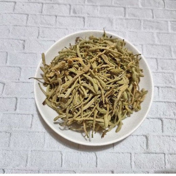 

Teh bunga Honeysuckle flower Jin yin hua 金银花 jin hua kim gin hue Lonicera jin yun hua flower tea