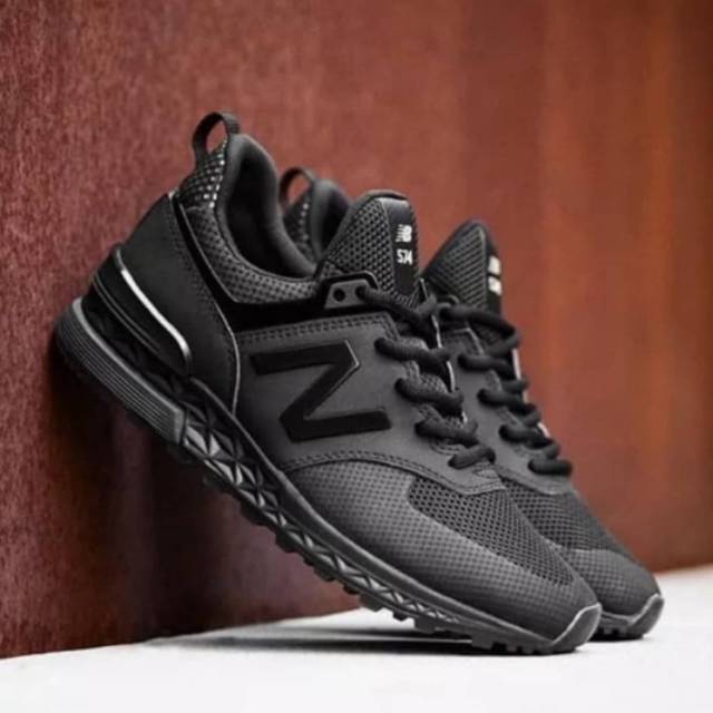 Sepatu New Balance  574 Full Black