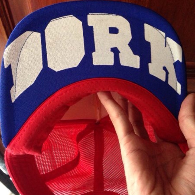 Topi Dork Pee Wee Gaskins (second)