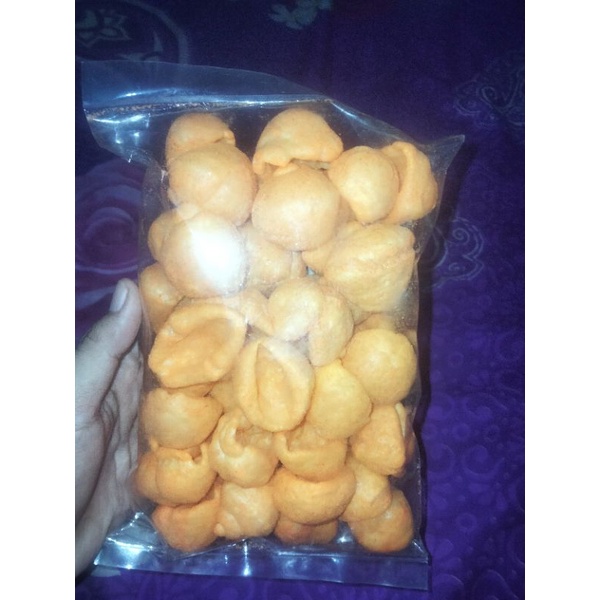 

kerupuk keong pedas manis