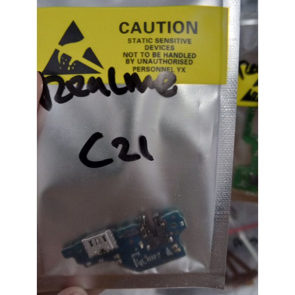 papan charger Realme C21