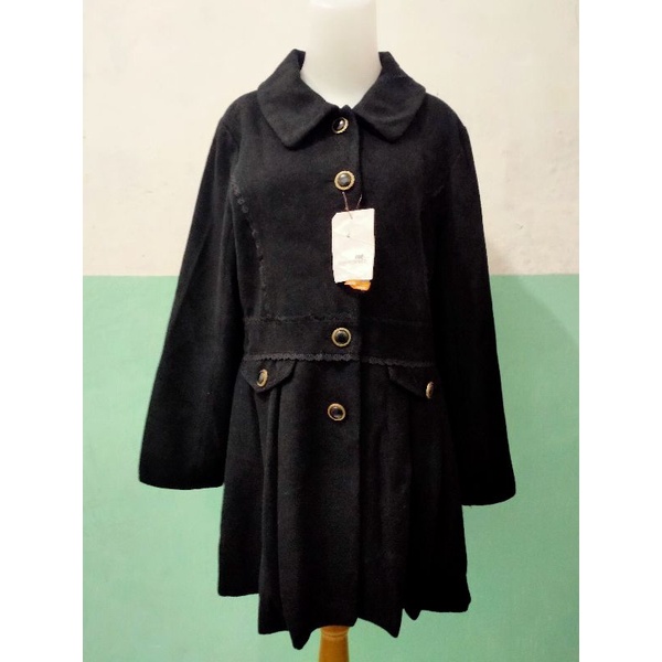 COAT WOOL BRAND AXES FEMME (MASIH BARU)