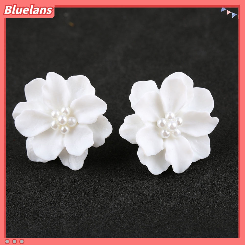 Anting Stud Bentuk Bunga Aksen Mutiara Tiruan Bahan Resin Untuk Wanita