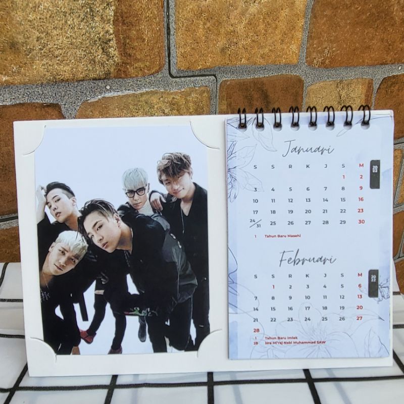 BIGBANG KALENDER MEJA 2025 Gdragon Taeyang Daesung
