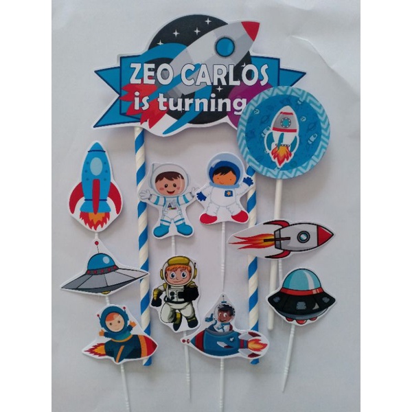 TOPPER CAKE GAMBAR ASTRONOT ASTRONAUT CUSTOM NAMA