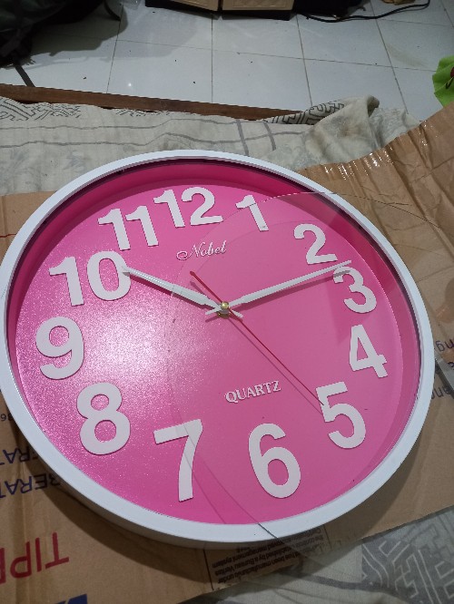 Jam Dinding Nobel 7186