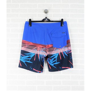 Celana pantai pria batik Quik silver sort length high line Celana pantai pria batik Quik silver sort length high line