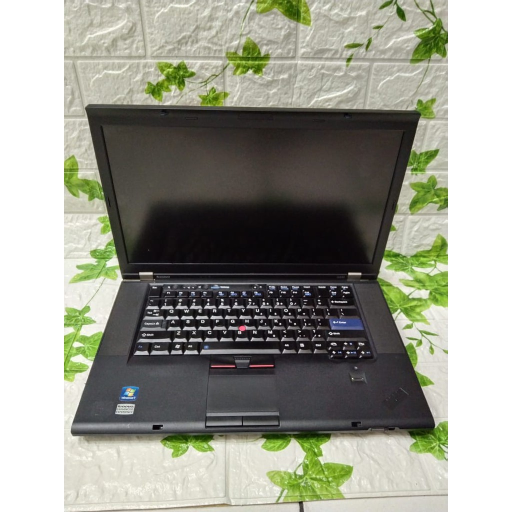 LENOVO THINKPAD W510 INTEL CORE i7 GEN 1 4GB RAM - 320GB HDD